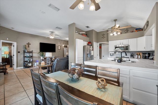 728 Saddle Road, White Settlement, TX 76108