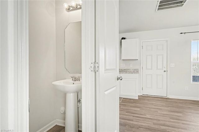 1710 Sandersted Village Circle, Winston-salem, NC 27114