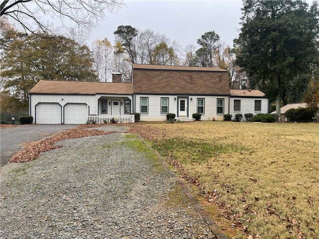 119 Woodlawn NE Drive, Marietta, GA 30067