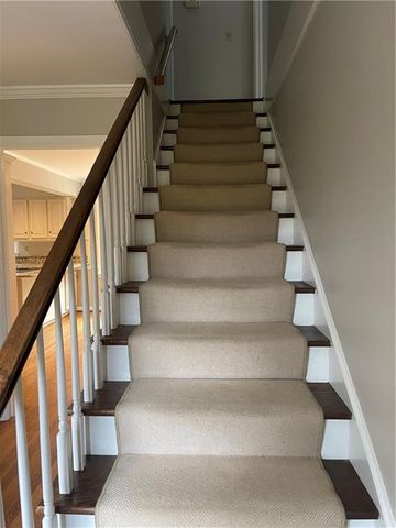 119 Woodlawn NE Drive, Marietta, GA 30067