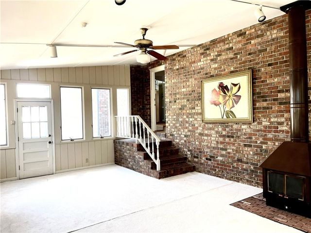 119 Woodlawn NE Drive, Marietta, GA 30067