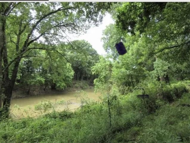 1009 El Rancho Rio, Bridgeport, TX 76426