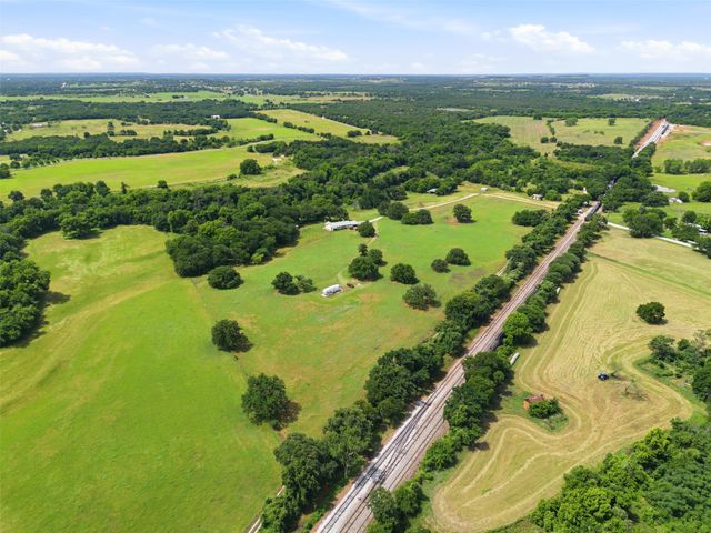 1009 El Rancho Rio, Bridgeport, TX 76426