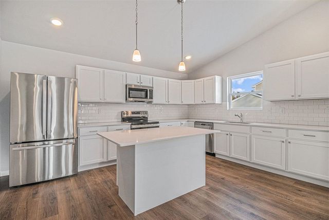 8781 Cowley Court, Richland, MI 49083