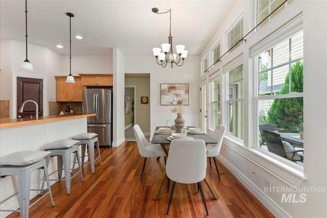 13379 N 8th, Boise, ID 83714