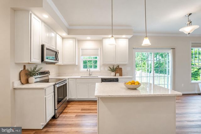 7742 HILLSDALE LN, Spotsylvania, VA 22551