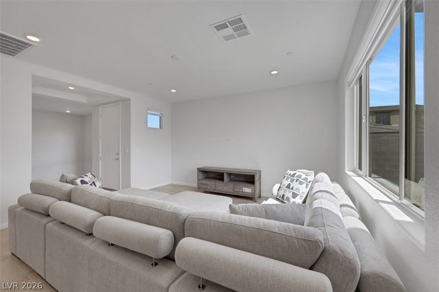 9393 Ara Place, Las Vegas, NV 89143