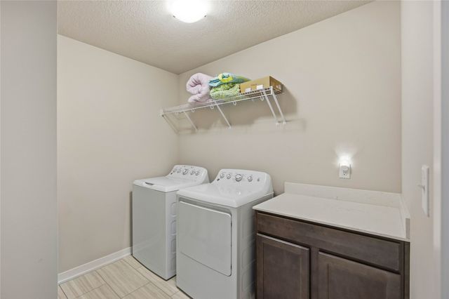 3340 NW Stratford Lane, Ankeny, IA 50023