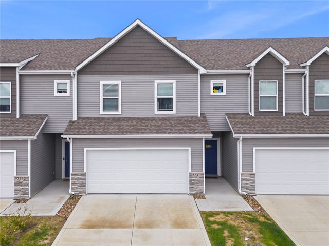 3340 NW Stratford Lane, Ankeny, IA 50023