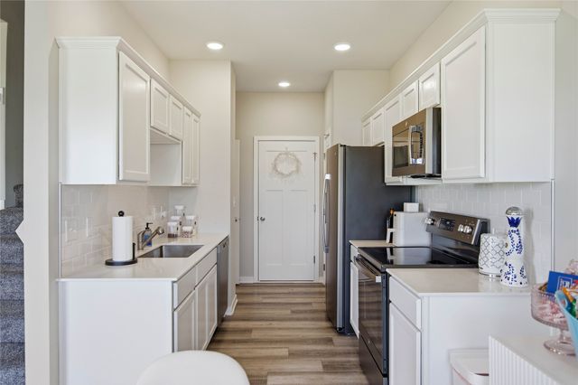 3340 NW Stratford Lane, Ankeny, IA 50023