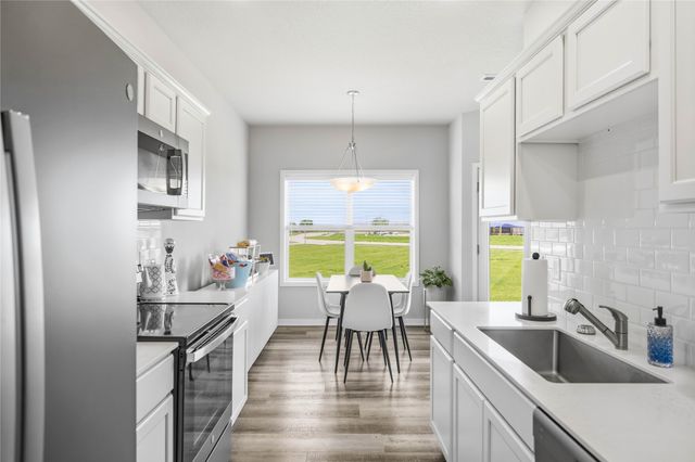 3340 NW Stratford Lane, Ankeny, IA 50023
