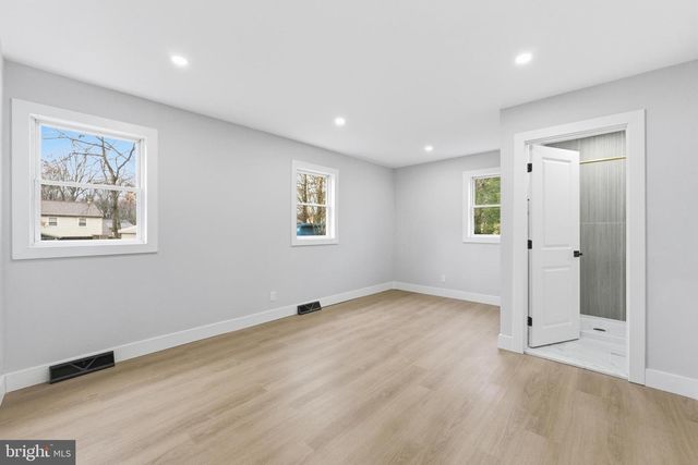 1281 PURITAN, West Deptford, NJ 08096