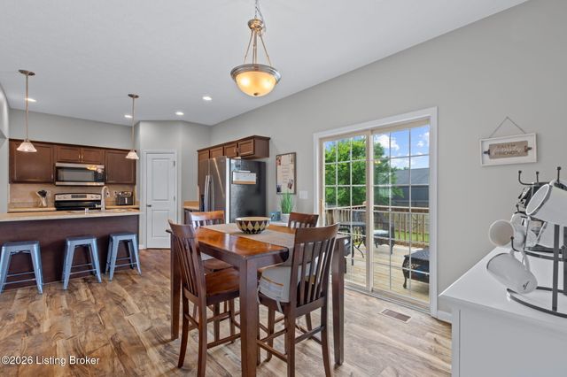 129 Round Rock Dr, Shepherdsville, KY 40165