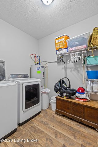 129 Round Rock Dr, Shepherdsville, KY 40165