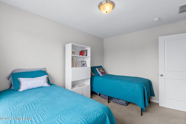 129 Round Rock Dr, Shepherdsville, KY 40165