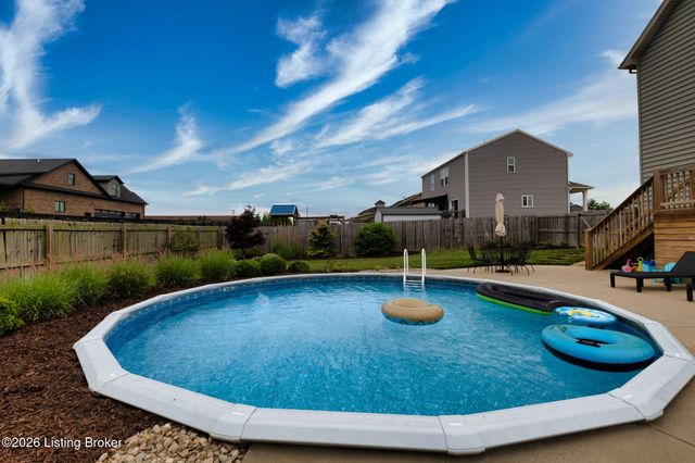 129 Round Rock Dr, Shepherdsville, KY 40165
