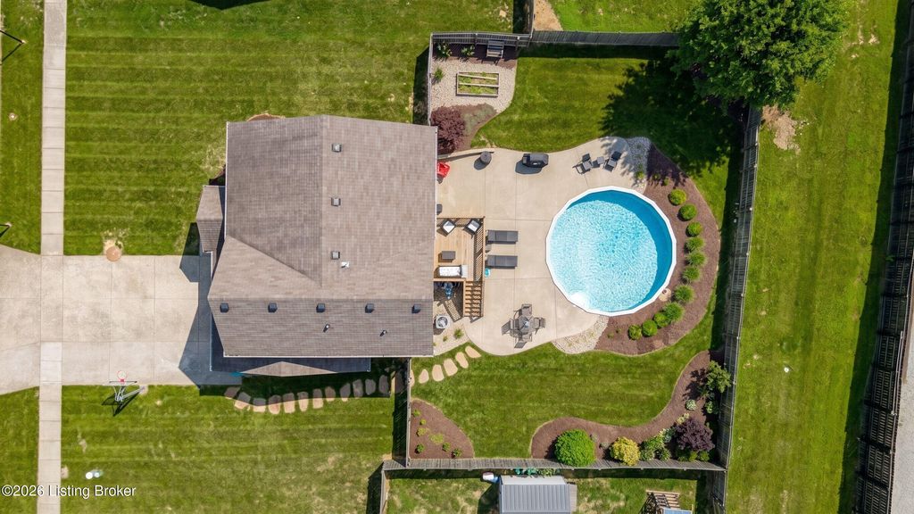 129 Round Rock Dr, Shepherdsville, KY 40165