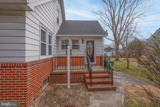 2700 DELSEA DR, Franklinville, NJ 08322