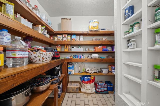 941 E Ridgewood, Long Beach, CA 90807