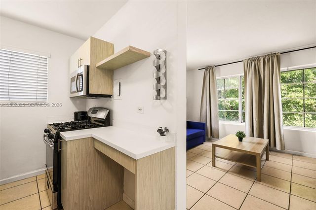 7340 Harding Ave 8, Miami Beach, FL 33141