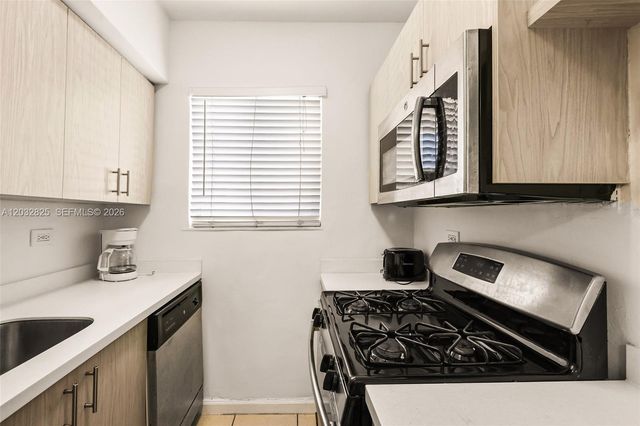 7340 Harding Ave 8, Miami Beach, FL 33141