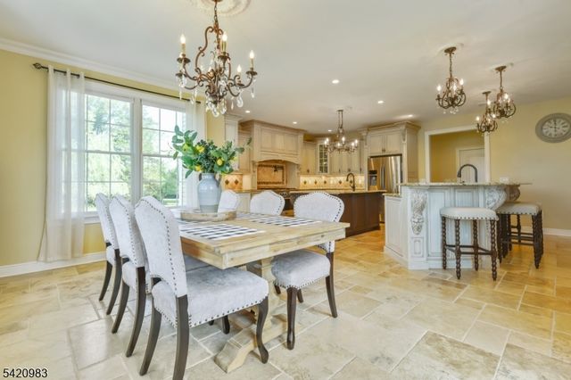 9 Van Fleet Rd, Readington Twp., NJ 08853