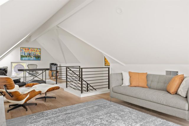 4404 Mount Vernon DR B, Austin, TX 78745