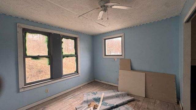 214 KNEPPER Street, Council Bluffs, IA 51503