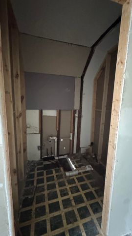 214 KNEPPER Street, Council Bluffs, IA 51503