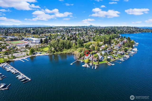 8696 Island Drive S, Seattle, WA 98118
