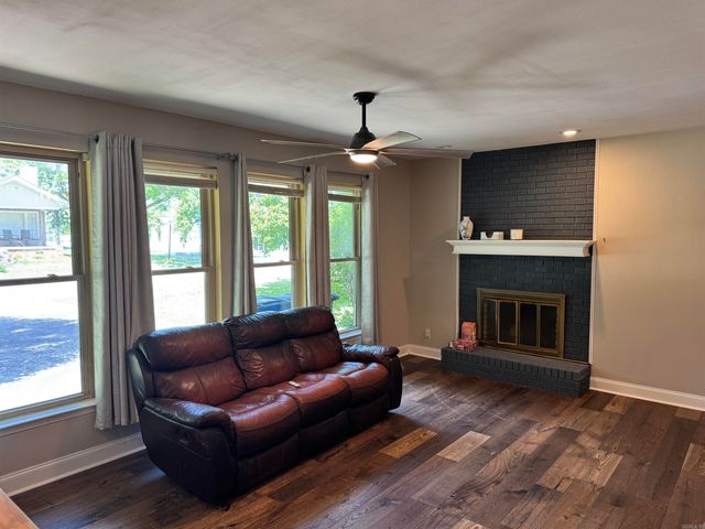4410 Ridge Road, North Little Rock, AR 72116