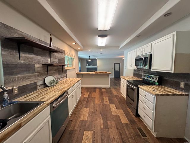 4410 Ridge Road, North Little Rock, AR 72116