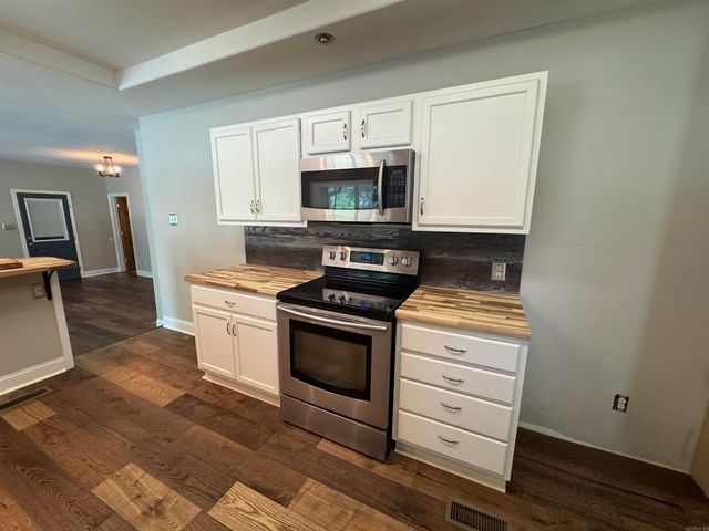 4410 Ridge Road, North Little Rock, AR 72116