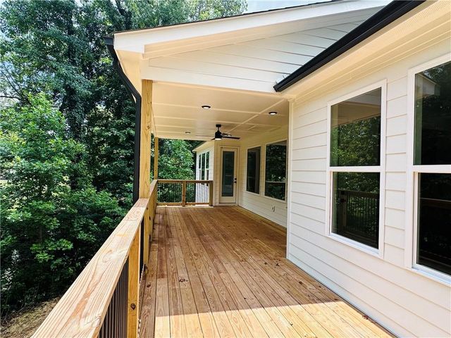 6312 Woodstock Rd, Acworth, GA 30102