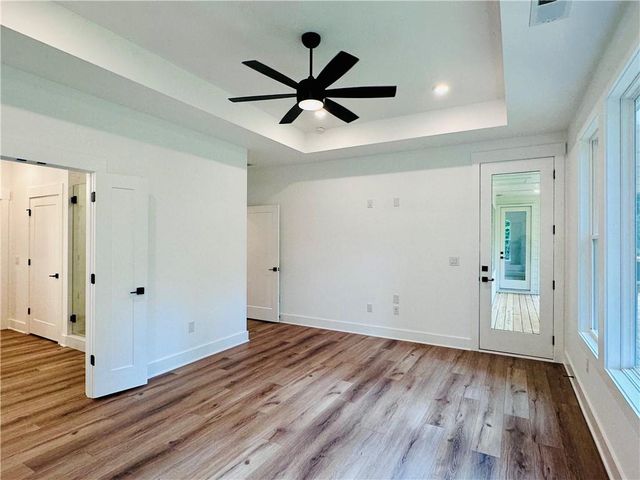 6312 Woodstock Rd, Acworth, GA 30102