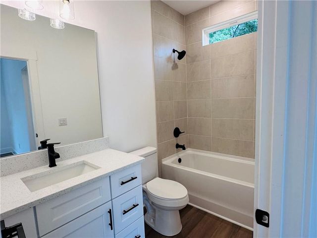 6312 Woodstock Rd, Acworth, GA 30102