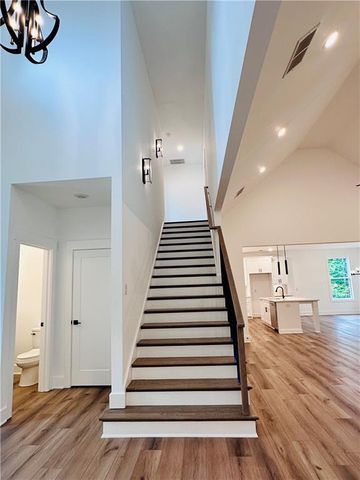 6312 Woodstock Rd, Acworth, GA 30102