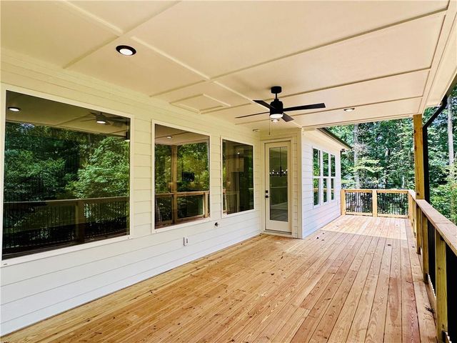 6312 Woodstock Rd, Acworth, GA 30102
