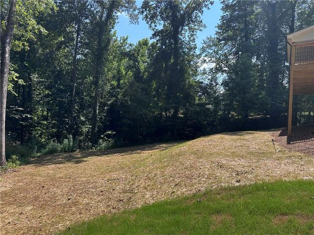 6312 Woodstock Rd, Acworth, GA 30102