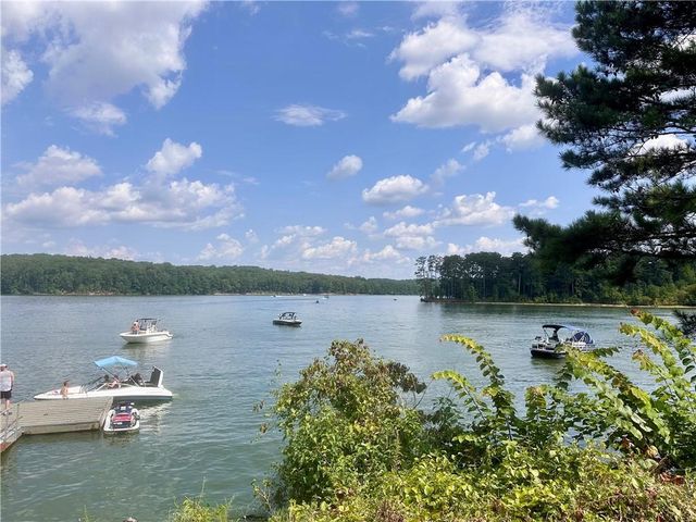 6312 Woodstock Rd, Acworth, GA 30102