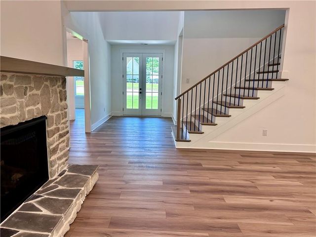 6312 Woodstock Rd, Acworth, GA 30102