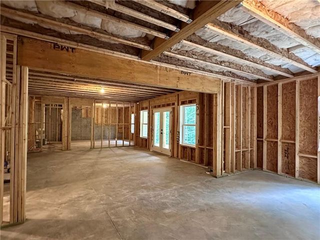 6312 Woodstock Rd, Acworth, GA 30102
