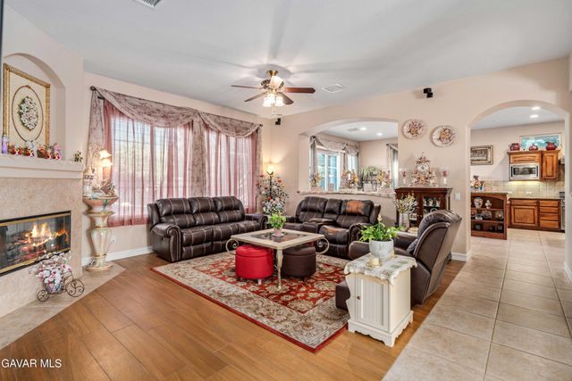 42156 Desert Sage Avenue, Lancaster, CA 93536