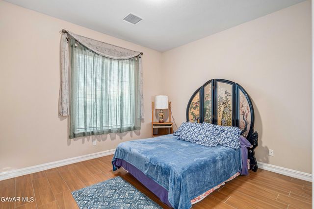 42156 Desert Sage Avenue, Lancaster, CA 93536