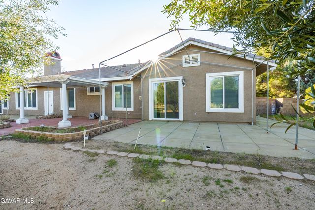 42156 Desert Sage Avenue, Lancaster, CA 93536