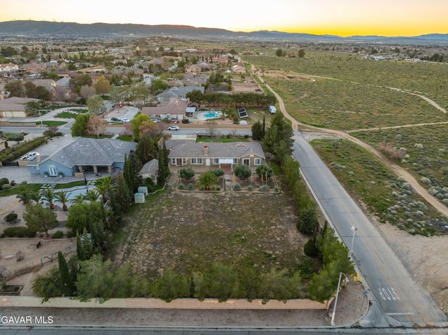 42156 Desert Sage Avenue, Lancaster, CA 93536