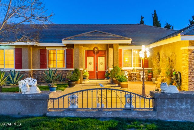 42156 Desert Sage Avenue, Lancaster, CA 93536