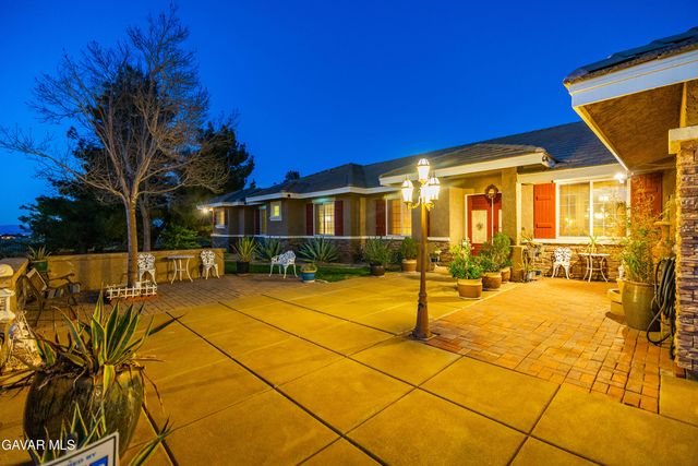 42156 Desert Sage Avenue, Lancaster, CA 93536