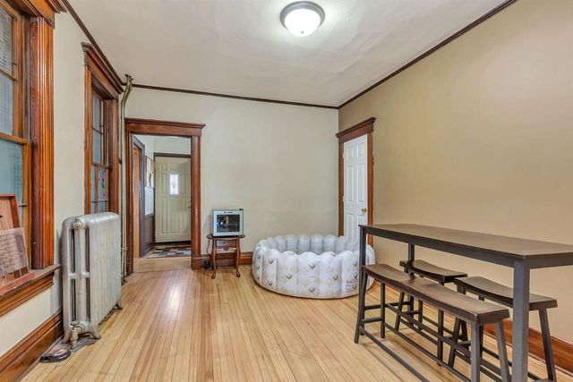 514 W IRVING AVENUE, Oshkosh, WI 54901