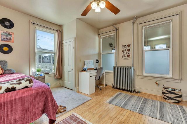 514 W IRVING AVENUE, Oshkosh, WI 54901